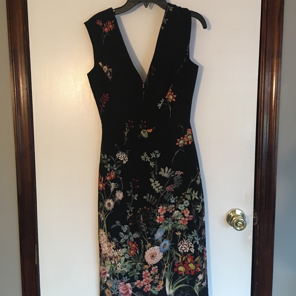 Black floral print dress - Picture 1 of 3